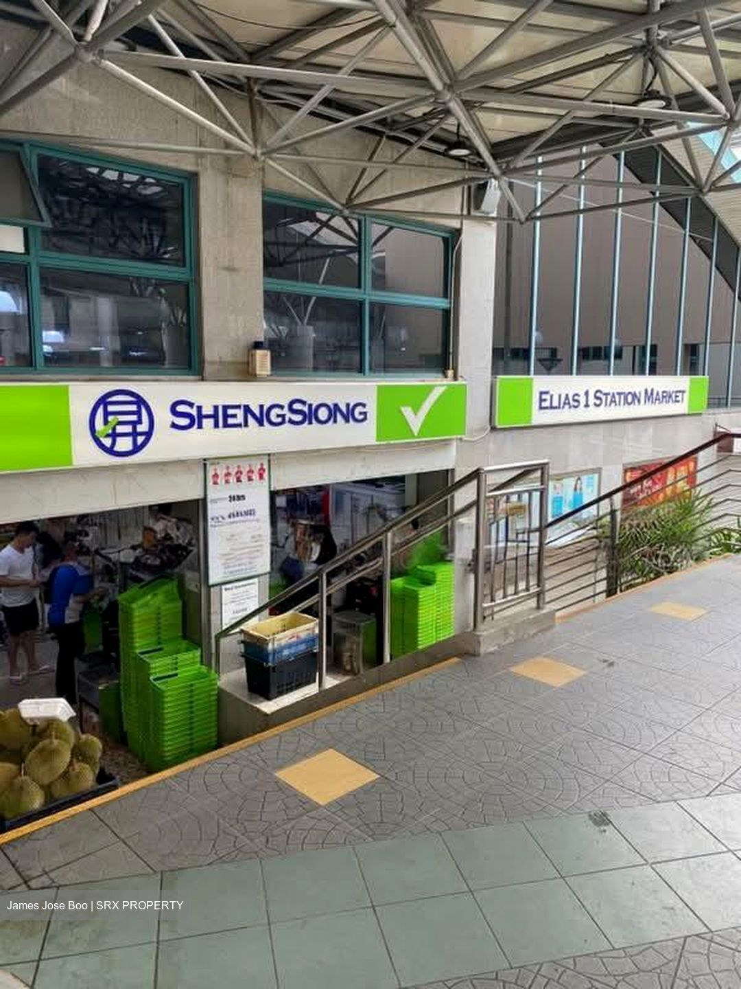 Elias Mall (D18), Retail #584082381
